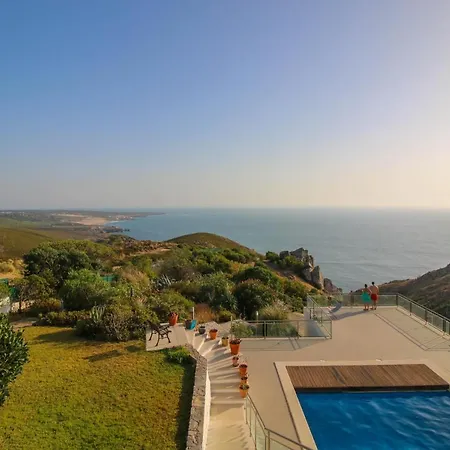 Double In Boutique - Guincho Bay Couette-café *