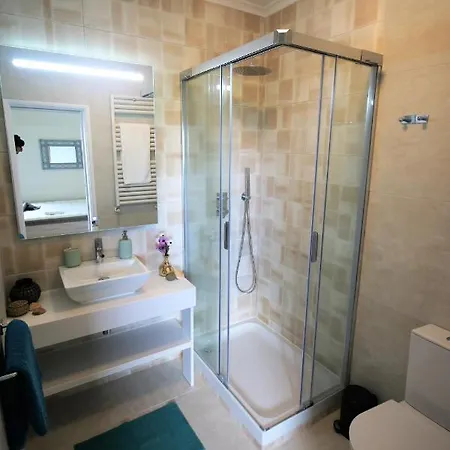 Double In Boutique - Guincho Bay